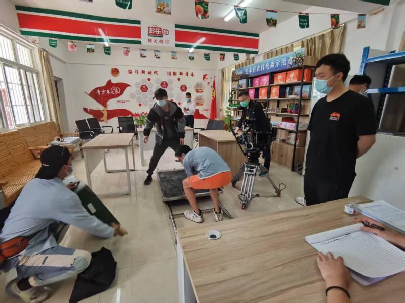 兴平市广告片拍摄公司：极简主义践行者，少即是多的视觉哲学